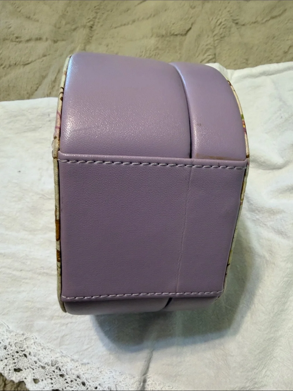 Vintage 90s Enesco This Little Piggy Round Cosmetic Vanity Box Case Lilac Rare